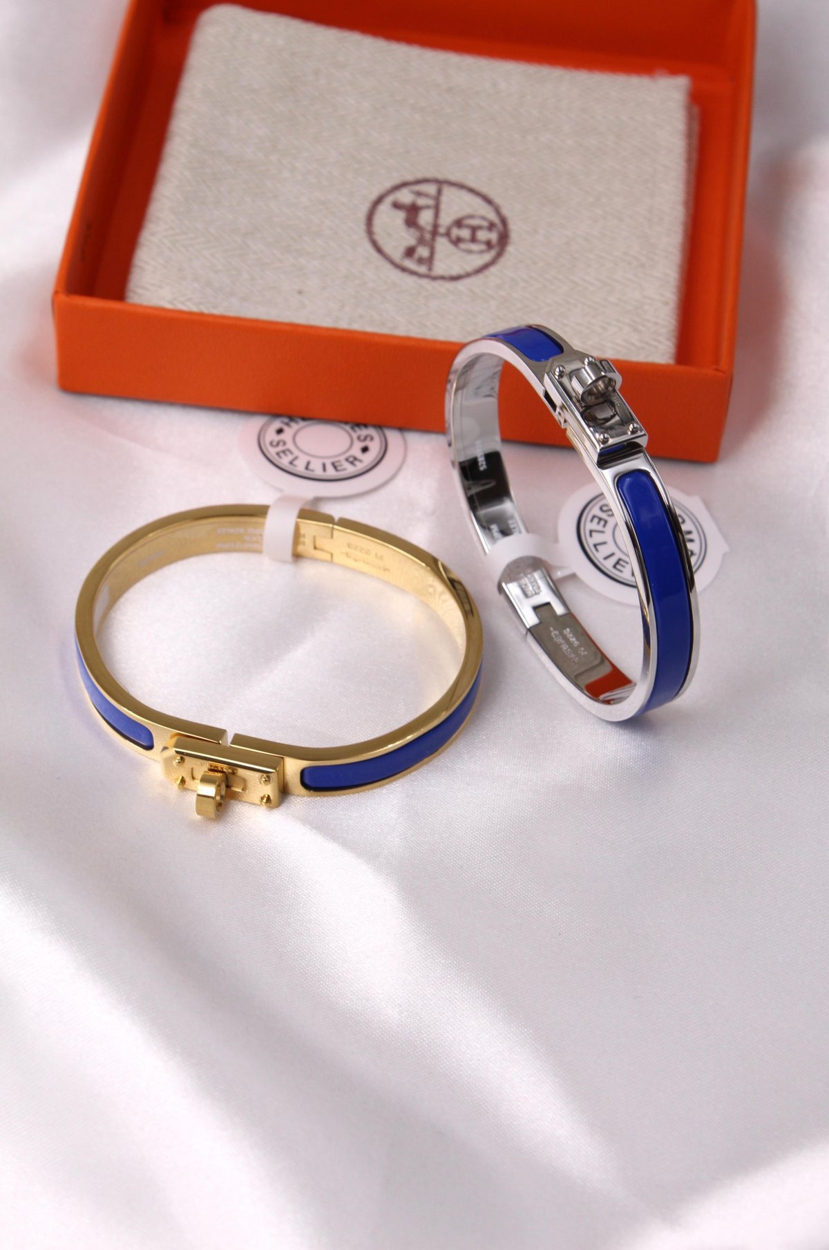 Accessory 475