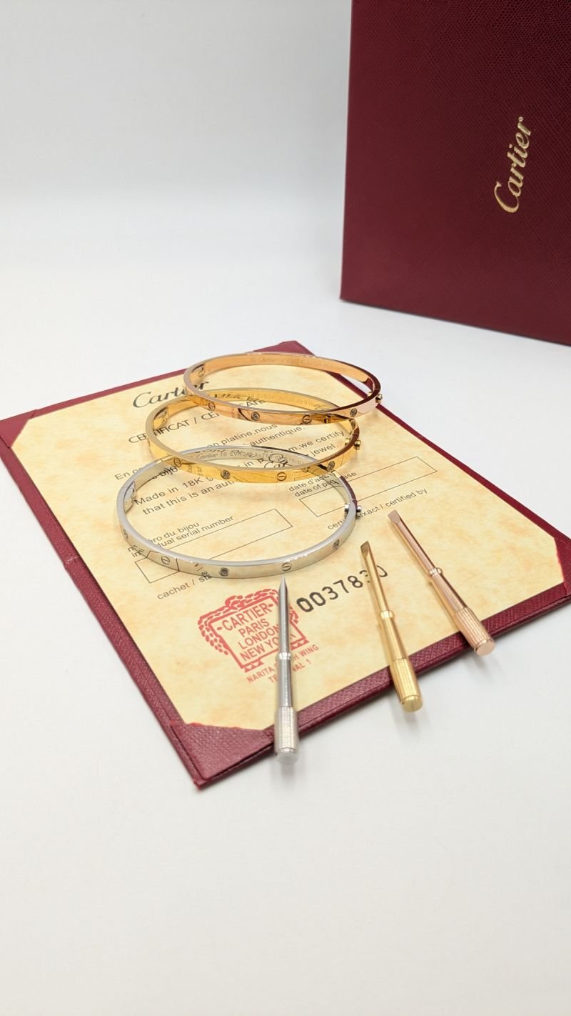 Accessory 484
