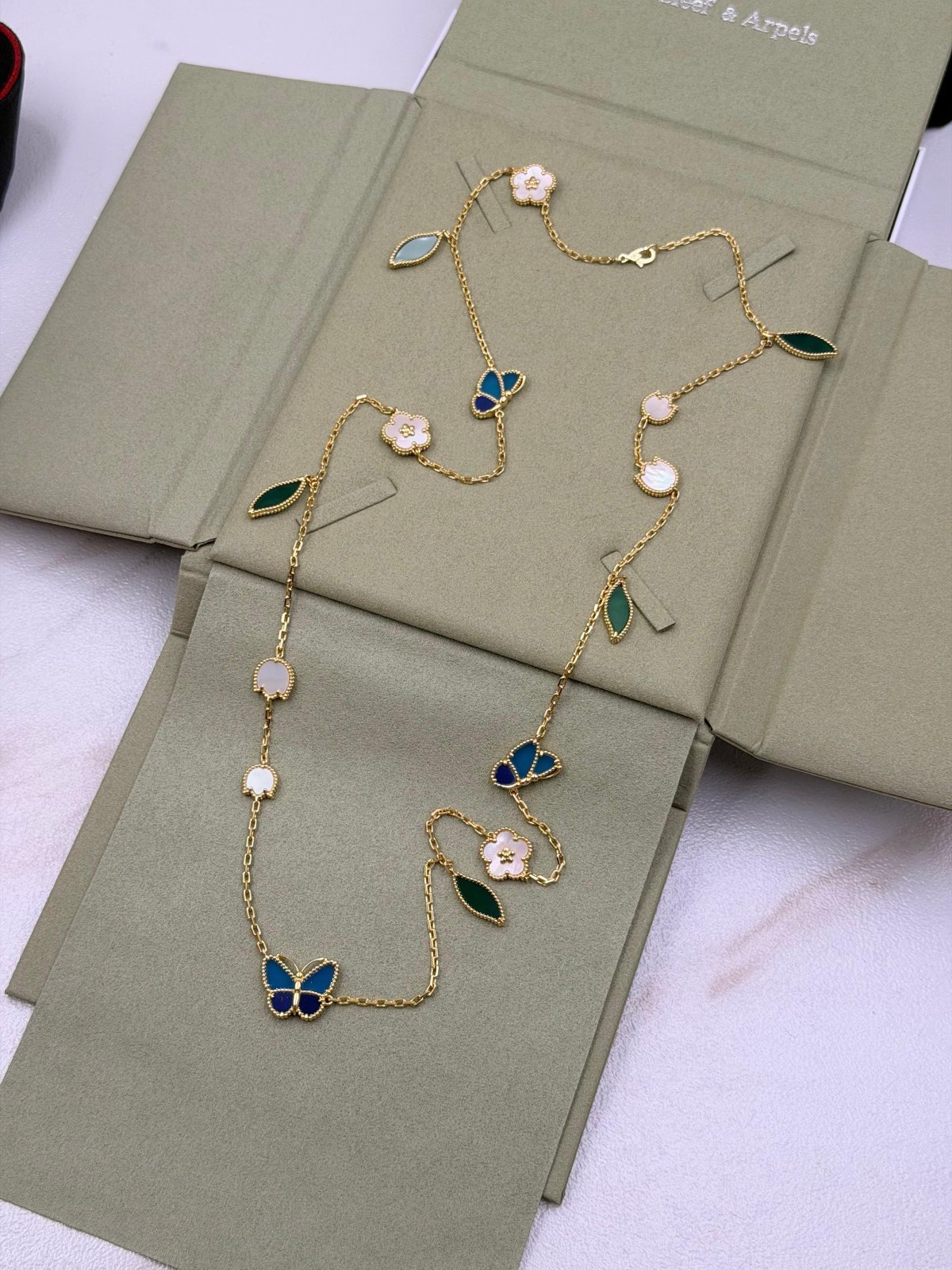 Accessory 526