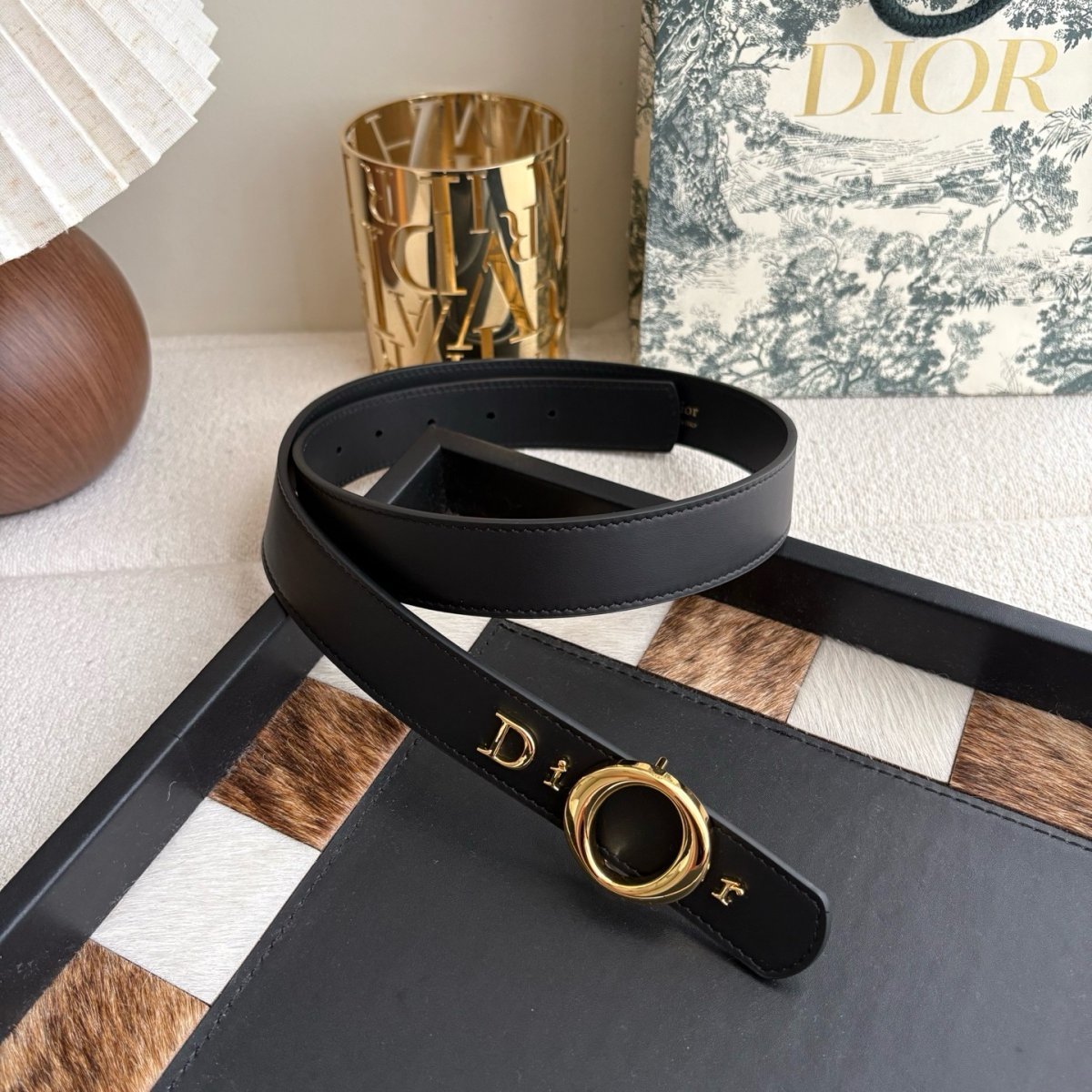 Belt 220